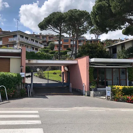 Liguria Holidays - Nuovo Con Piscina E Campo Da Tennis Apartment